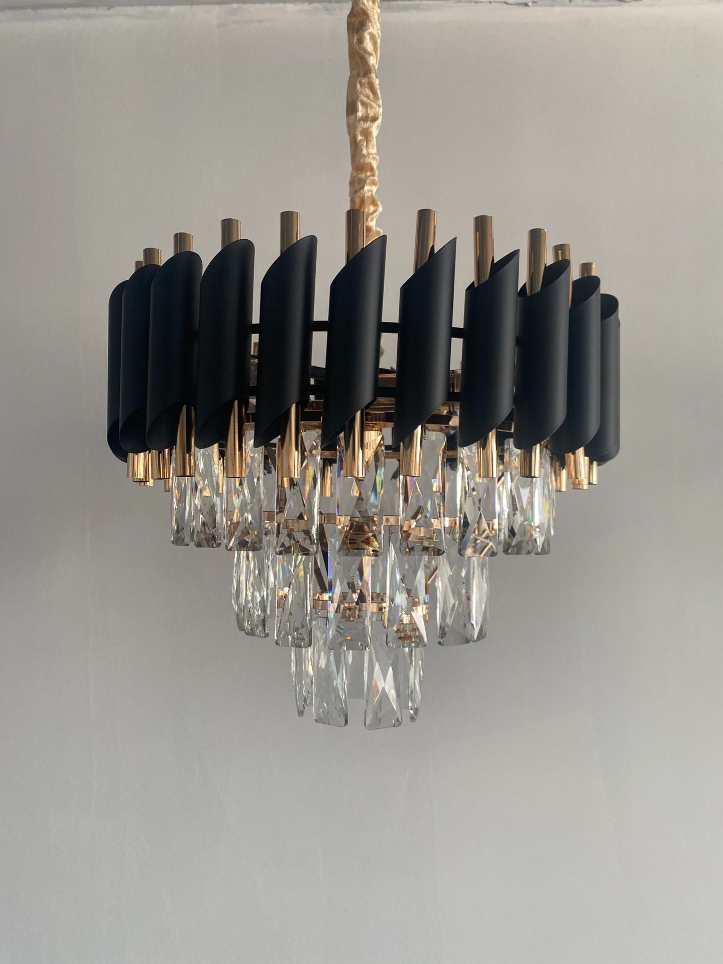 Vintage Elegant Crystal Chandelier