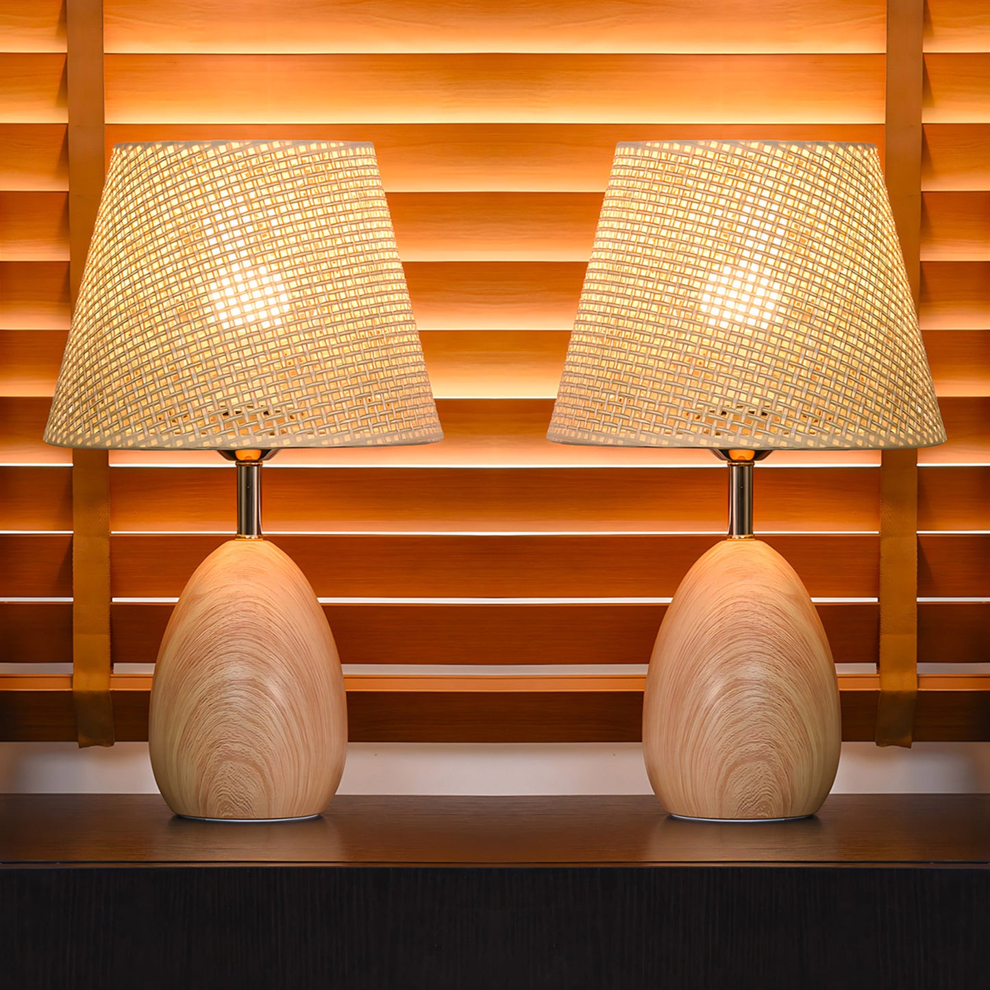 Vintage Adjustable Table Lamp