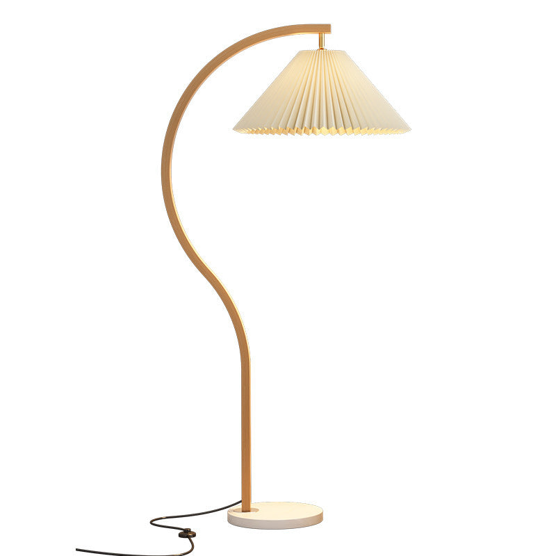 Traditional Style Floor Lamp