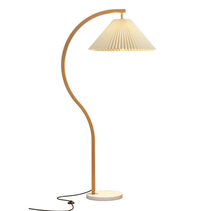 Traditional Style Floor Lamp