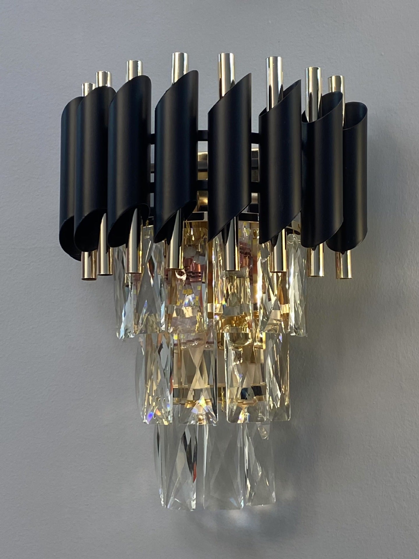 Vintage Elegant Crystal Chandelier