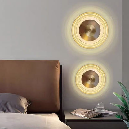 Glass Loop Wall Lamp